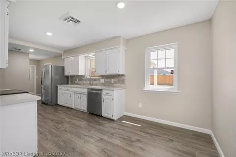 113 Martin Cir, Fort Smith, AR 72908 photo 13