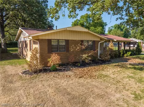 6510 Meadow Cliff Dr, Fort Smith, AR 72903 photo 3