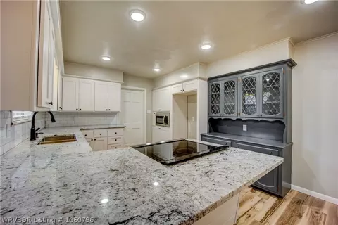 6510 Meadow Cliff Dr, Fort Smith, AR 72903 photo 16
