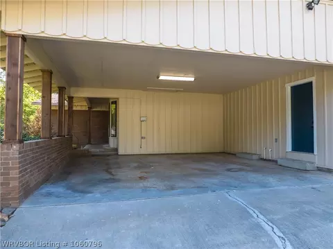 6510 Meadow Cliff Dr, Fort Smith, AR 72903 photo 5