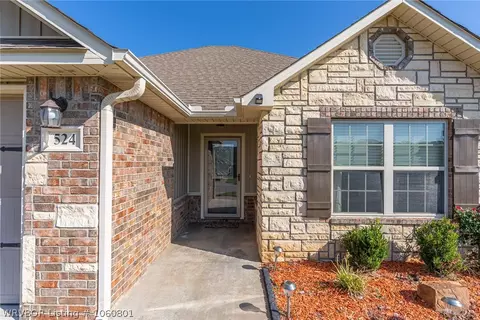 524 Black Creek Ln, Hackett, AR 72937 photo 5