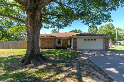 9518 Apple Hill Cir, Fort Smith, AR 72903 photo 2