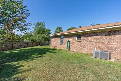 9518 Apple Hill Cir, Fort Smith, AR 72903 photo 6