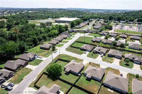 204 Colony Ct, Barling, AR 72923 photo 34