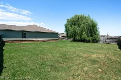 204 Colony Ct, Barling, AR 72923 photo 26