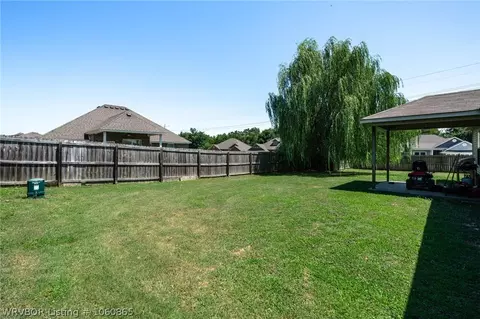 204 Colony Ct, Barling, AR 72923 photo 24
