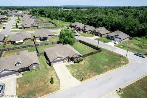 204 Colony Ct, Barling, AR 72923 photo 28