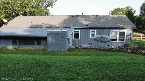 13835 Executive Rd, West Fork, AR 72774 photo 4