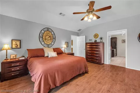 2010 E Hickory St, Greenwood, AR 72936 photo 14