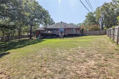 2010 E Hickory St, Greenwood, AR 72936 photo 32
