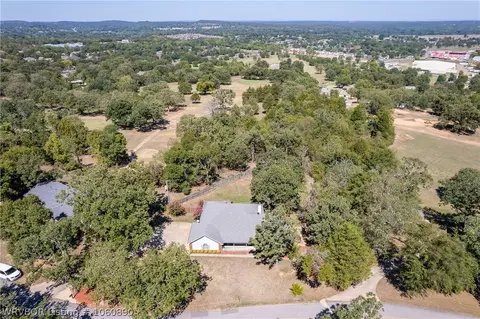 2010 E Hickory St, Greenwood, AR 72936 photo 33