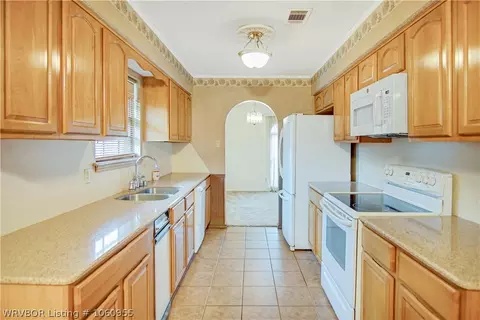 8723 S 31st Ter, Fort Smith, AR 72908 photo 9