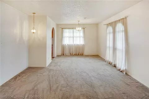 8723 S 31st Ter, Fort Smith, AR 72908 photo 4