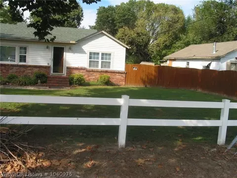 3109 Emrich, Fort Smith, AR 72904 photo 2