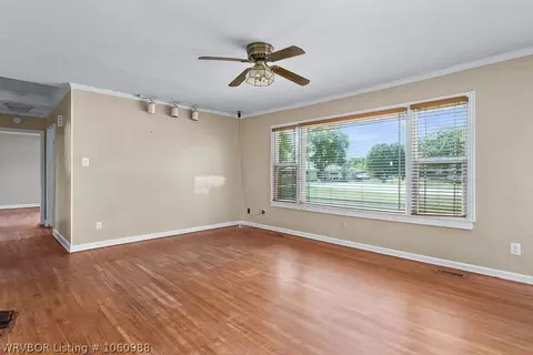 5420 Highland Dr, Fort Smith, AR 72903 photo 4