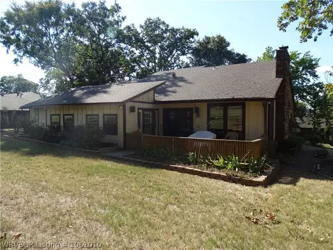 9825 Wellington, Fort Smith, AR 72908 photo 6