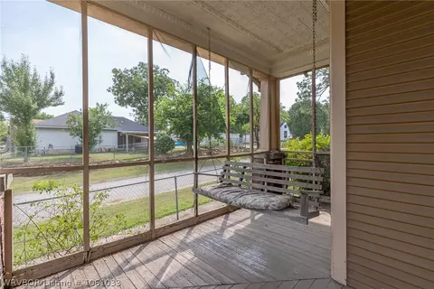 1822 N J St, Fort Smith, AR 72901 photo 9