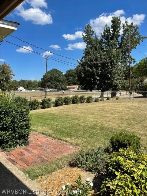8001 Cypress Ave, Fort Smith, AR 72908 photo 4