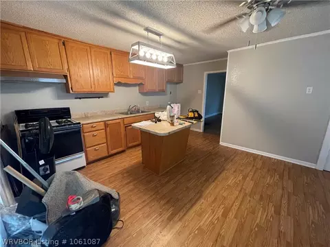 5100 Spradling Ave, Fort Smith, AR 72904 photo 2