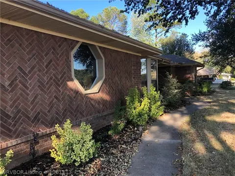 2903 Southridge, Fort Smith, AR 72916 photo 5