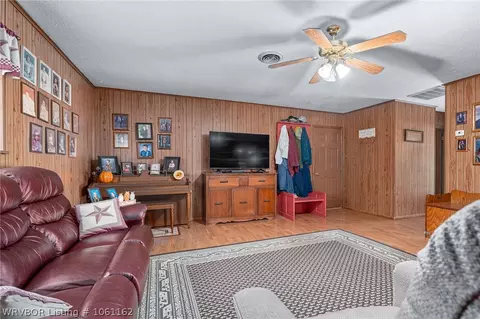 200 W Pryor Ave, Pocola, OK 74902 photo 16