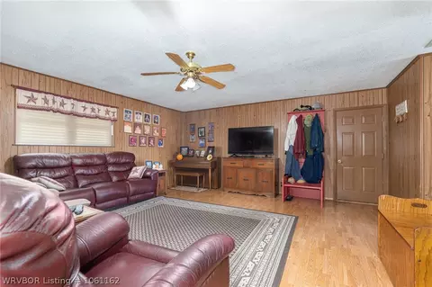 200 W Pryor Ave, Pocola, OK 74902 photo 15