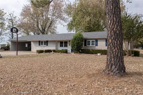 200 W Pryor Ave, Pocola, OK 74902 photo 1