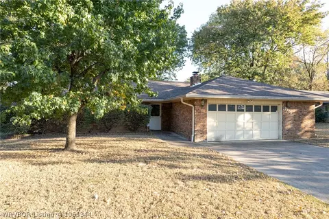 3208 Edinburgh Dr, Fort Smith, AR 72908 photo 3
