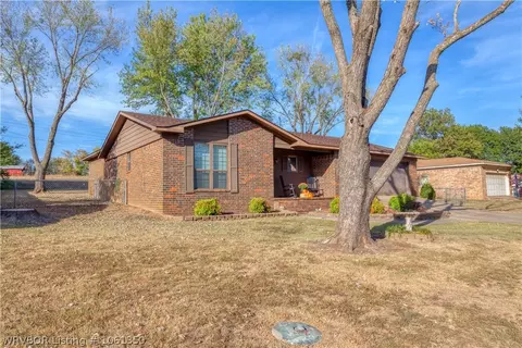 6215 Crimson Ave, Fort Smith, AR 72903 photo 3