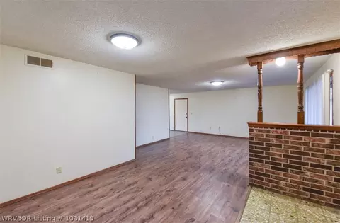 2702 Highway 253, Lavaca, AR 72941 photo 4