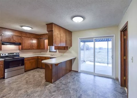 2702 Highway 253, Lavaca, AR 72941 photo 7