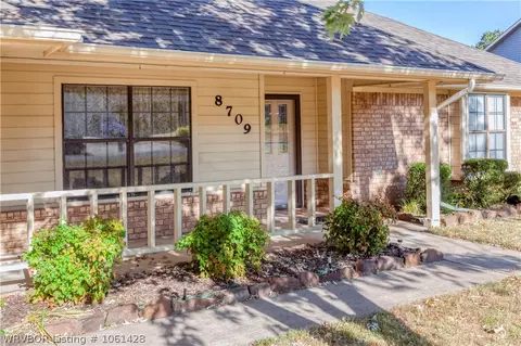 8709 Skypark Dr, Fort Smith, AR 72903 photo 5