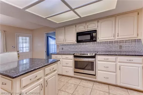 8709 Skypark Dr, Fort Smith, AR 72903 photo 10