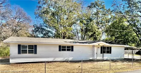 557 Sunshine St, Waldron, AR 72958