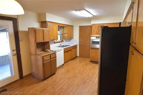 2208 N 55th Ln, Fort Smith, AR 72904 photo 6