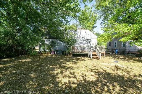 3924 Morris Dr, Fort Smith, AR 72904 photo 2