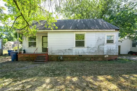 3924 Morris Dr, Fort Smith, AR 72904 photo 1