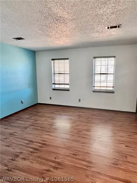 2004 E Broadway St, Spiro, OK 74959 photo 31