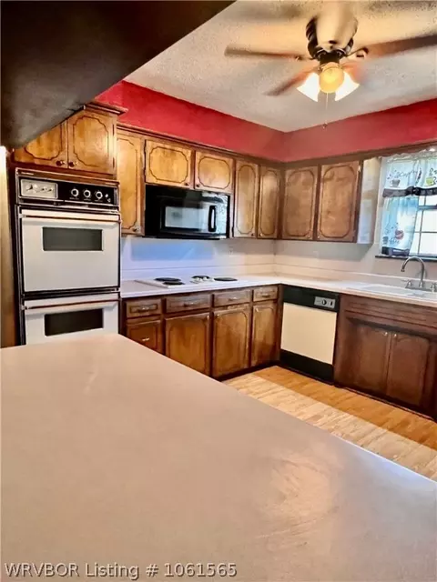 2004 E Broadway St, Spiro, OK 74959 photo 29