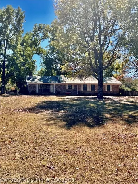 2004 E Broadway St, Spiro, OK 74959 photo 1