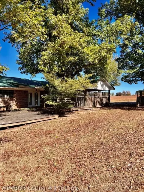 2004 E Broadway St, Spiro, OK 74959 photo 7