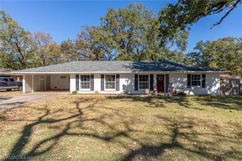 4021 S Fresno St, Fort Smith, AR 72903 photo 1