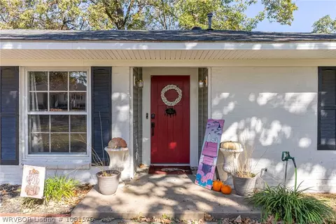 4021 S Fresno St, Fort Smith, AR 72903 photo 2