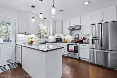 4021 S Fresno St, Fort Smith, AR 72903 photo 17