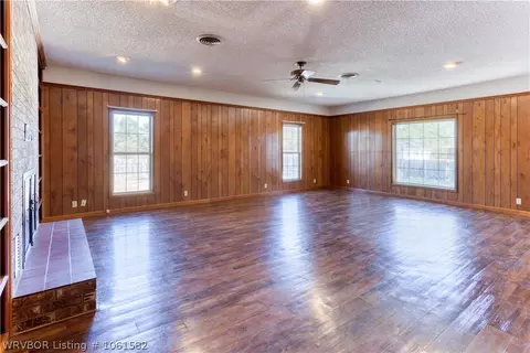 550 2nd St, Waldron, AR 72958 photo 20