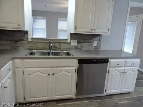 1810 Utica St, Fort Smith, AR 72901 photo 5