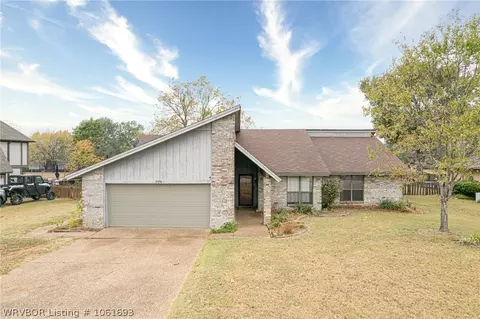 9908 Kingsley Pl, Fort Smith, AR 72908