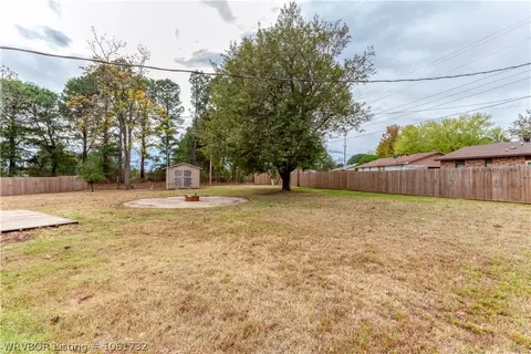 1407 14th Cir, Barling, AR 72923 photo 22