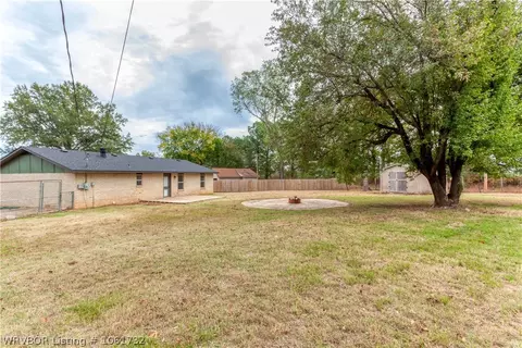 1407 14th Cir, Barling, AR 72923 photo 25