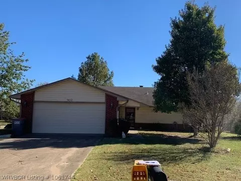 902 3rd Ter, Barling, AR 72923 photo 1